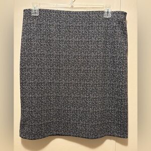 Black & White designed Nine West Skirt